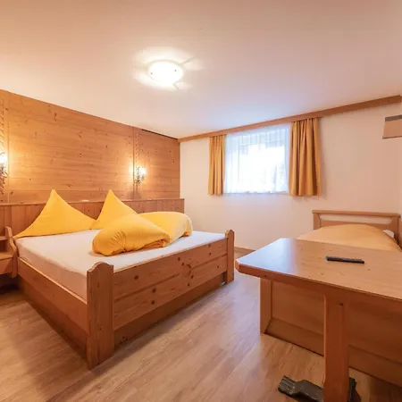 In Neustift With A Storage Апартаменти
