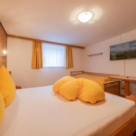 In Neustift With A Storage Нойштіфт-ім-Штубайталь