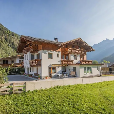 In Neustift With A Storage Apartment